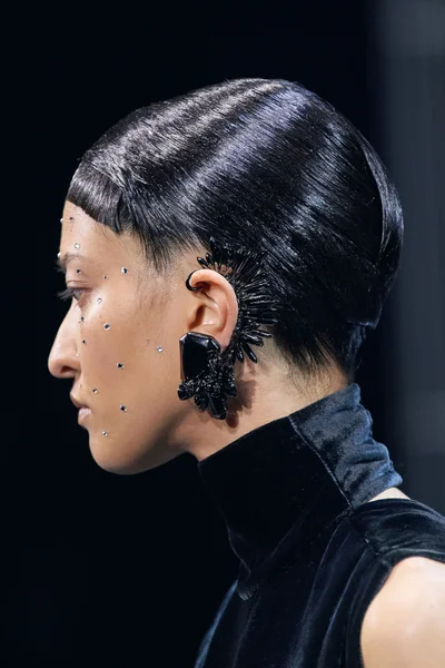 Look 26